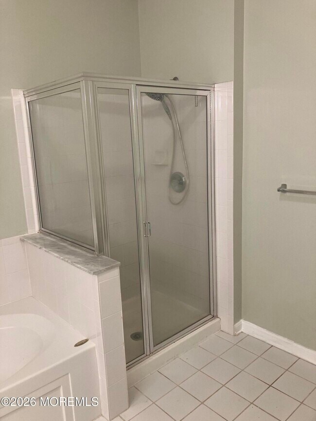 Building Photo - 335 St Andrews Pl