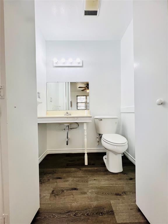 Building Photo - 210 2nd St