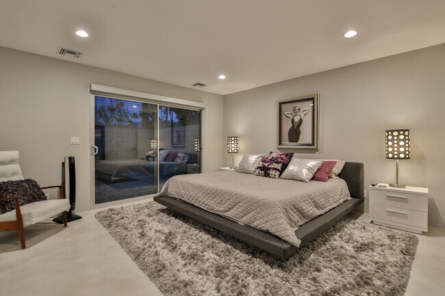 Building Photo - 47956 Silver Spur Trail