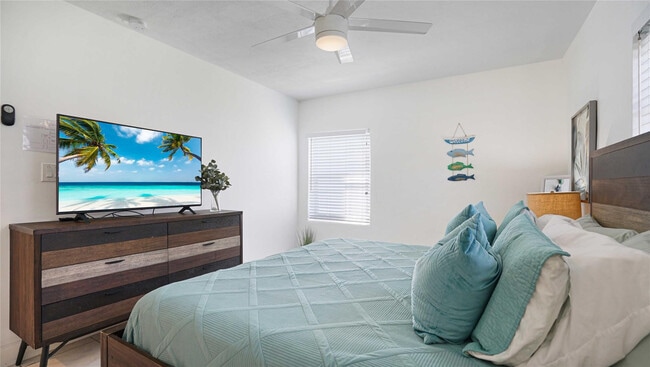 Building Photo - 2716 N Ocean Blvd