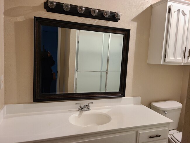 Building Photo - 2304 W Gary St