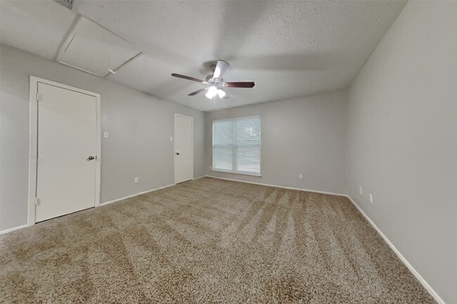 Building Photo - 4810 Ingleside Ct