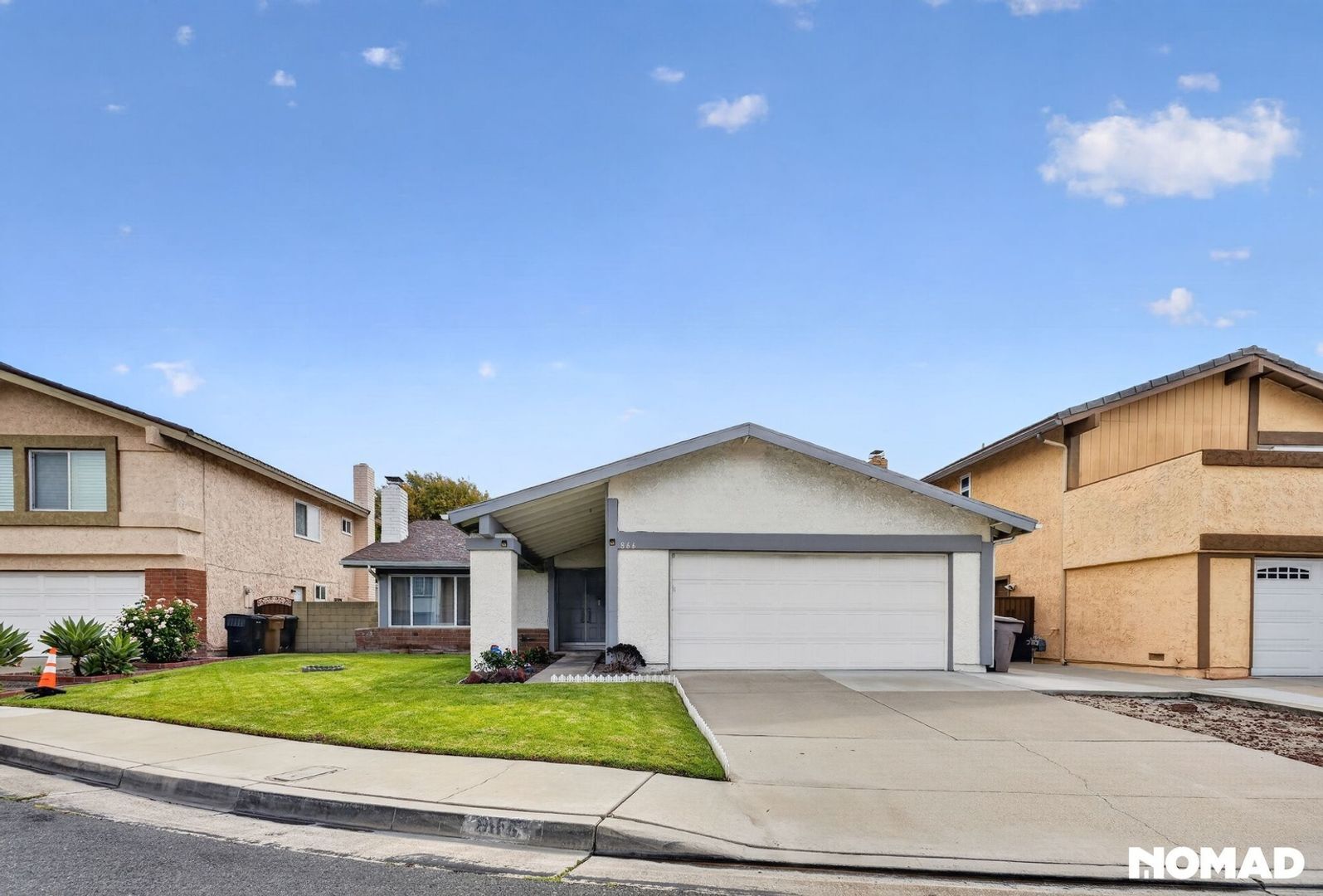 Building Photo - 866 S Stone Cir