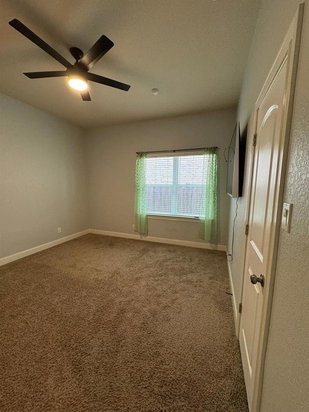 Building Photo - 28815 Chaffin Light