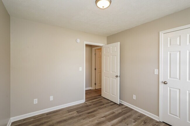 Building Photo - 7017 Steen Blvd