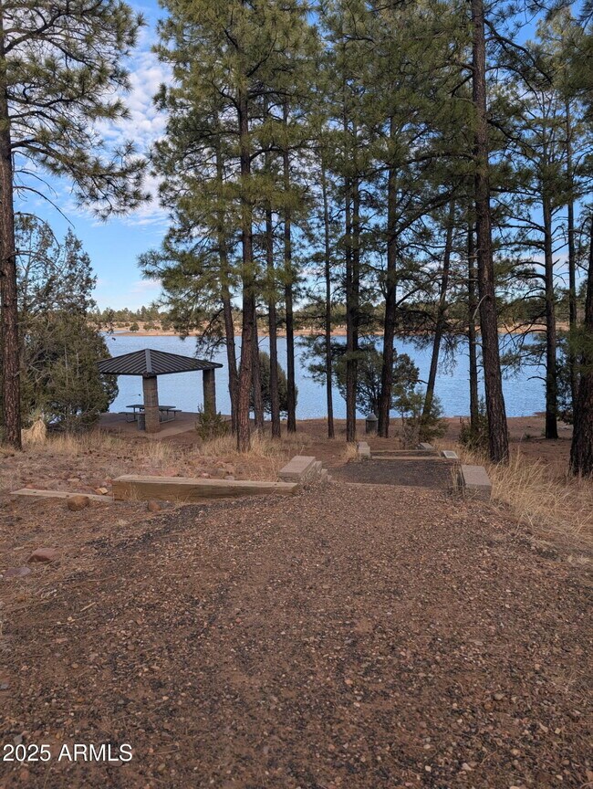 Building Photo - 3361 W Hansen