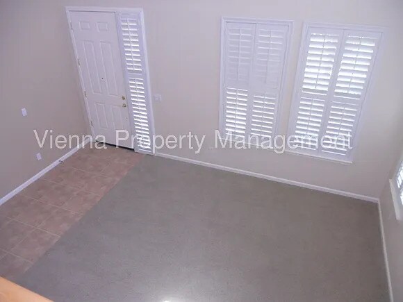 Building Photo - Beautiful 4 Bedroom Home in Great Location