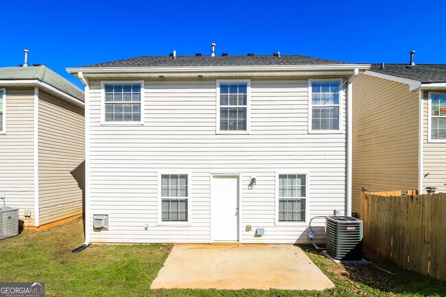 Building Photo - 165 Colser Drive