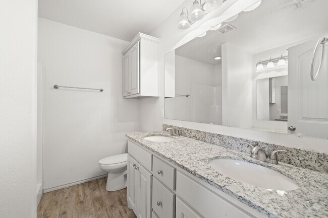 Building Photo - Beautiful 4/2/2 in Frenship ISD