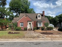 Building Photo - Grid House for rent on Harding St!!