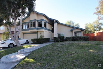 Building Photo - Spacious 4-Bedroom Home with Canyon Views ...
