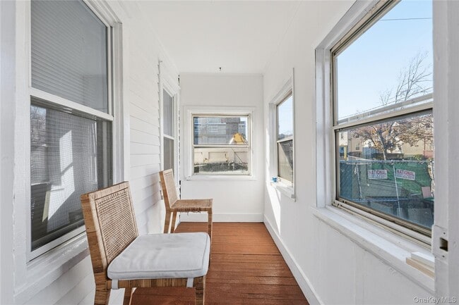 Building Photo - 226 Fourth Ave