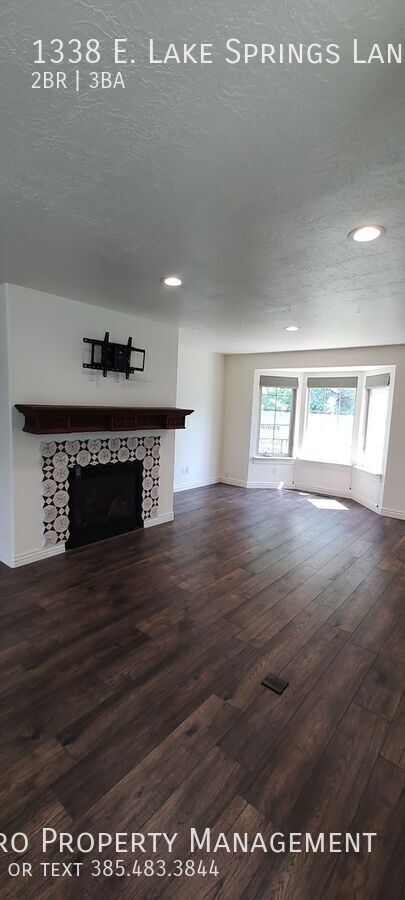 Building Photo - 1338 Lake Springs Ln