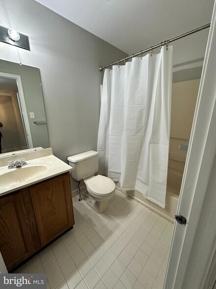 Building Photo - 155 Weybridge Dr