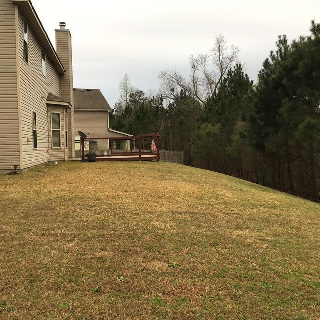 Building Photo - 2793 Huntcliffe Dr