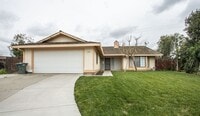 Building Photo - Coming Soon!! Cozy 3-Bedroom, 2-Bath Home in Modesto