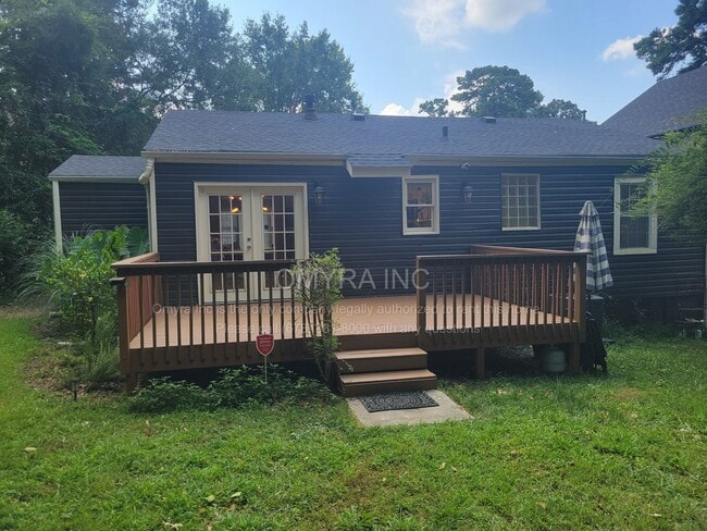 Building Photo - Beautiful 3 Bedroom House in Atlanta!
