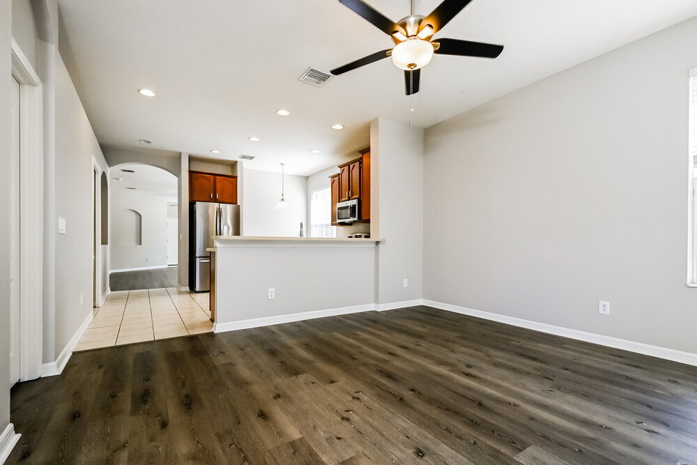 Building Photo - 12611 Geneva Glade Dr