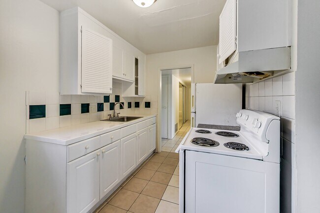 Floorplan - 1828 28th Avenue