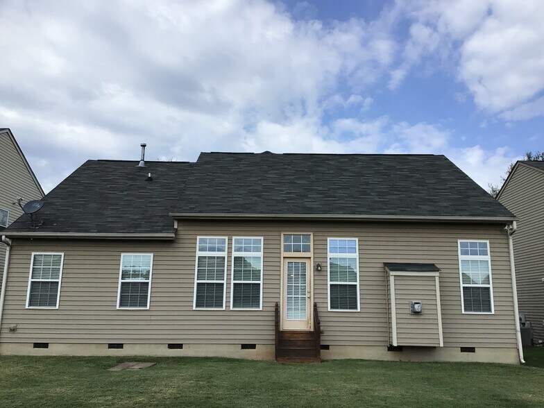 Building Photo - 2631 Cypress Oak Ln