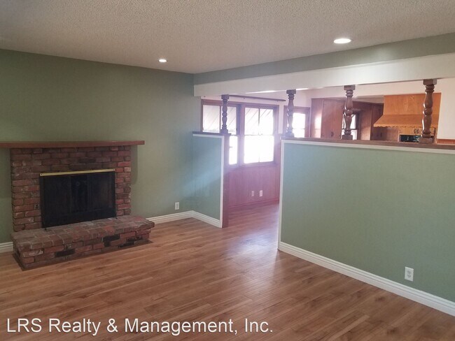 Building Photo - 4 br, 2 bath House - 2231 Nutwood
