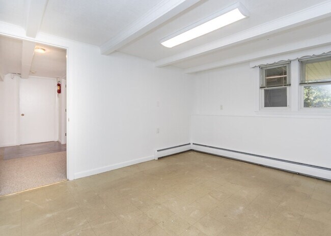 Building Photo - 59 Hobbs Brook Rd