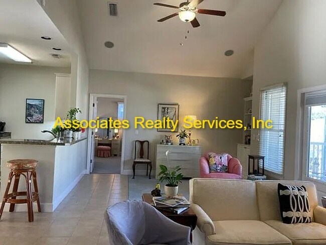 Building Photo - Now Available – 3BR/2BA Apartment in Haile Market Square!