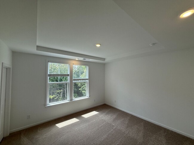 Building Photo - Brand New 3-Story home in the heart of Nor...