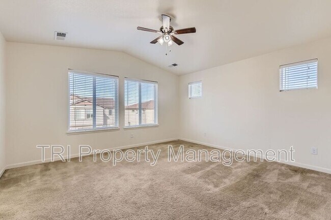 Building Photo - 645 W 171st Pl