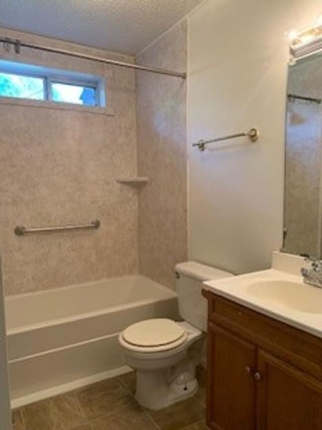 Building Photo - RBERNL