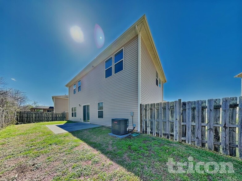 Building Photo - 10507 Kempsford Dr