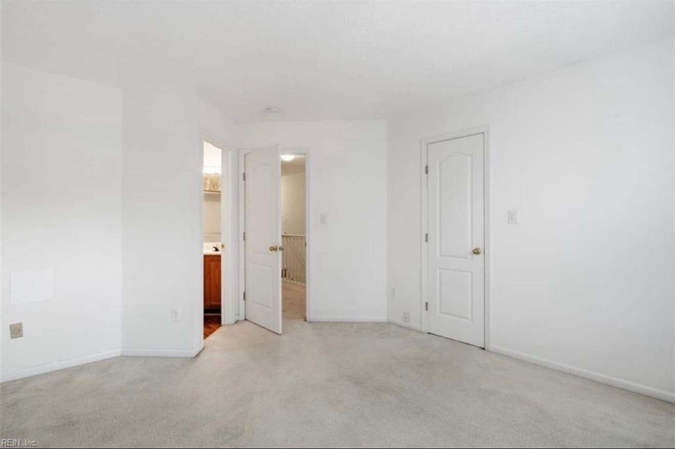 Second bedroom - 682 Windbrook Cir