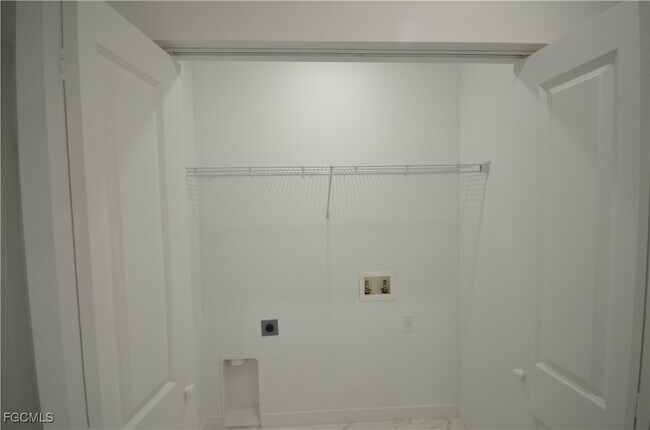 Building Photo - 2181 Mitchell Ct