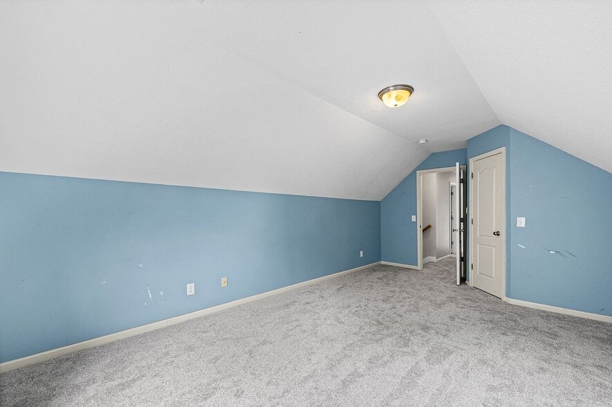 Building Photo - 8947 NE 116th Terr