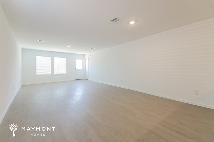 Building Photo - 2053 Belgian Dr