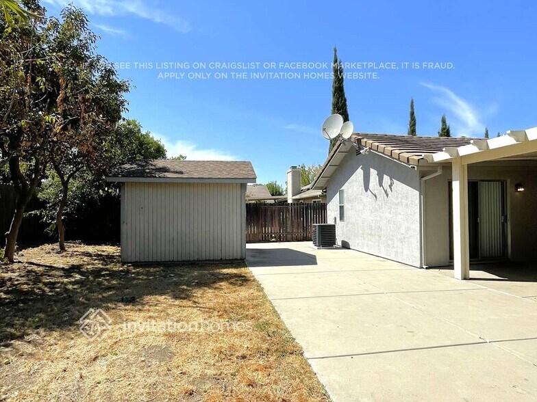 Building Photo - 8928 Sonoma Valley Way