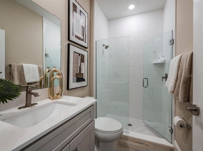 Building Photo - 10009 Surrey Rose Dr