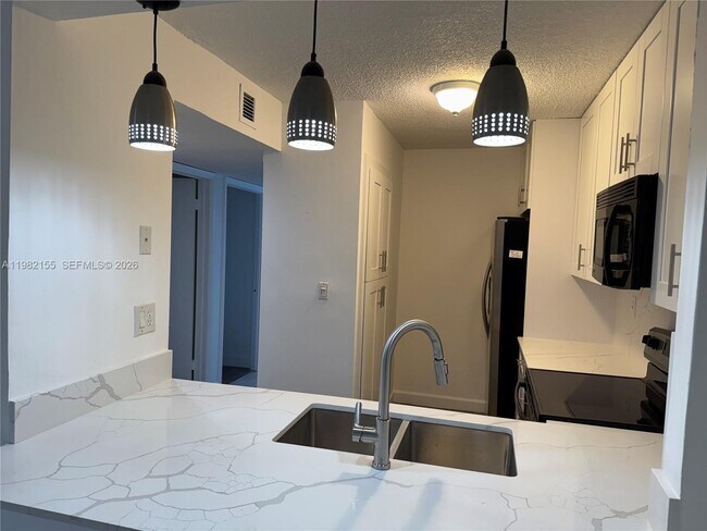 Building Photo - 15610 SW 80th St