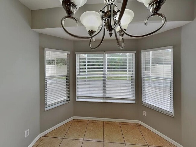 Building Photo - 5067 Hook Hollow Cir