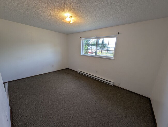 Building Photo - 11759 Gable Ave SW