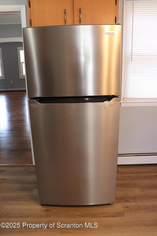 Building Photo - 712 W Lackawanna Ave