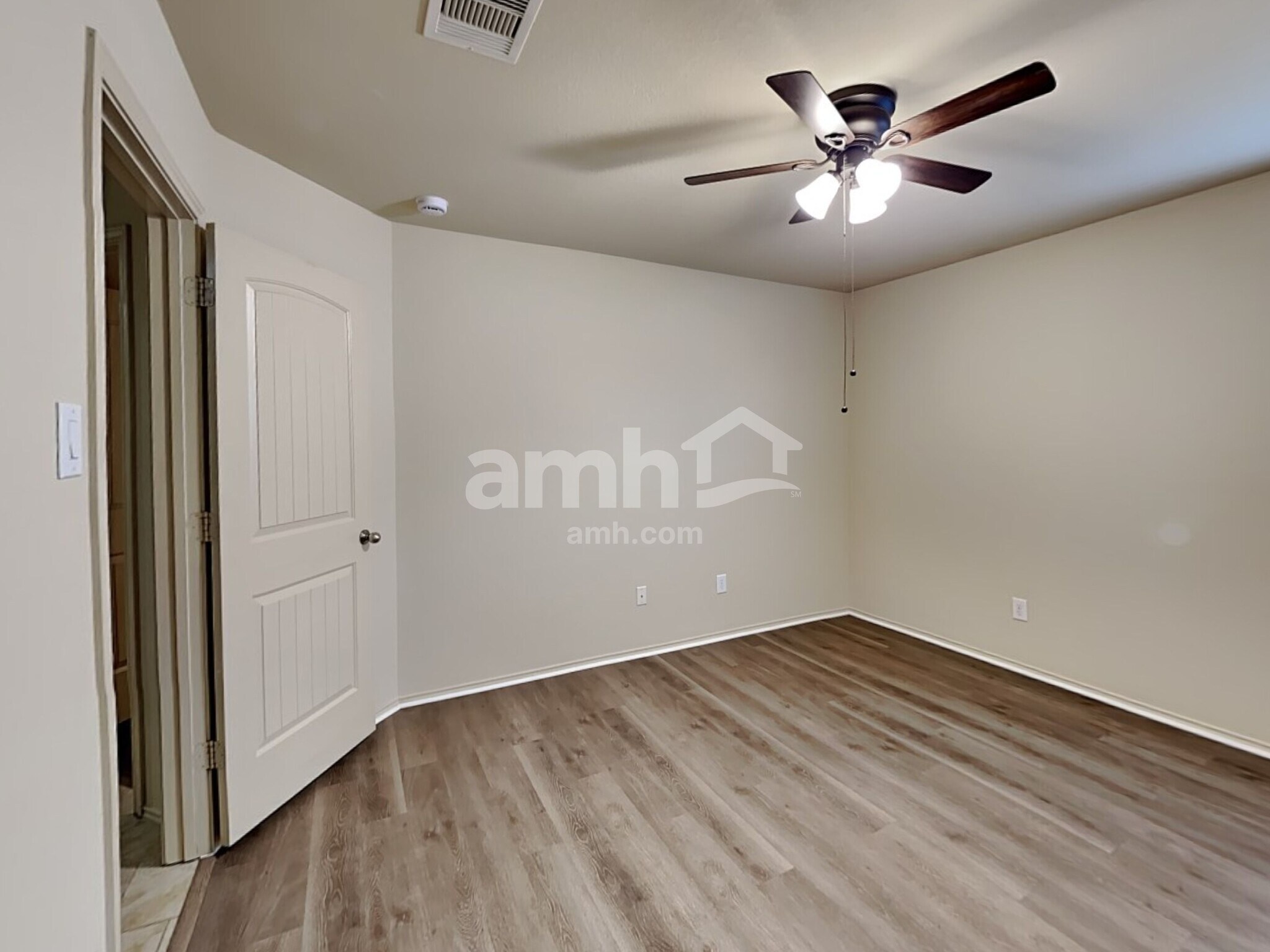 Building Photo - 7210 Alava Dr