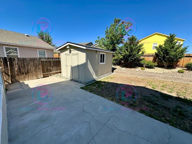 Building Photo - 9685 Canyon Meadows Dr