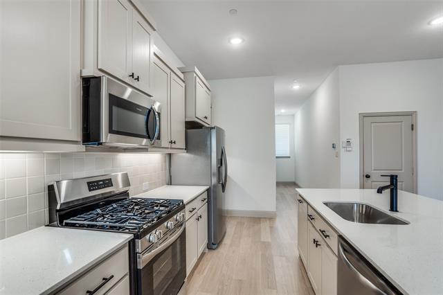 Building Photo - 1226 Lopiano Wy