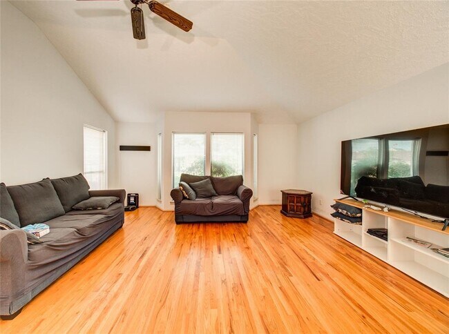 Building Photo - 14226 Woodnook Dr