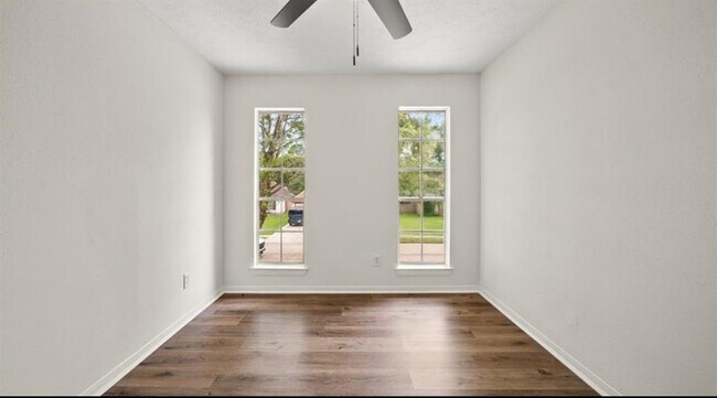 Building Photo - 1504 Regency Ct