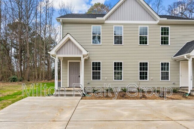 Building Photo - 122 Laura Ln