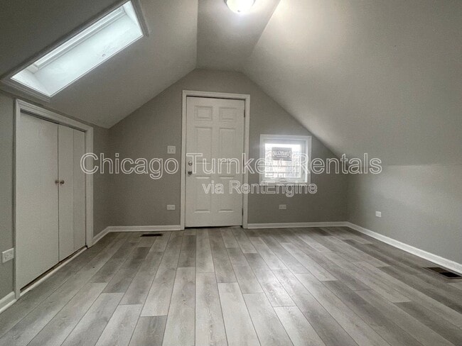 Building Photo - 1927 S Morgan St