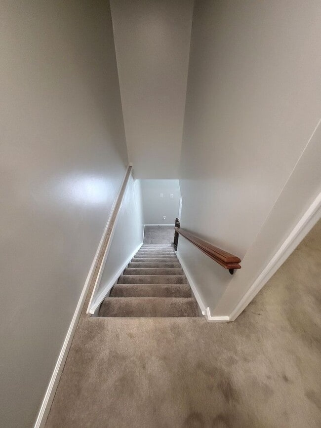 Building Photo - 47 Lucinda Ct