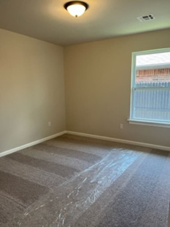 Building Photo - Beautiful New Home!